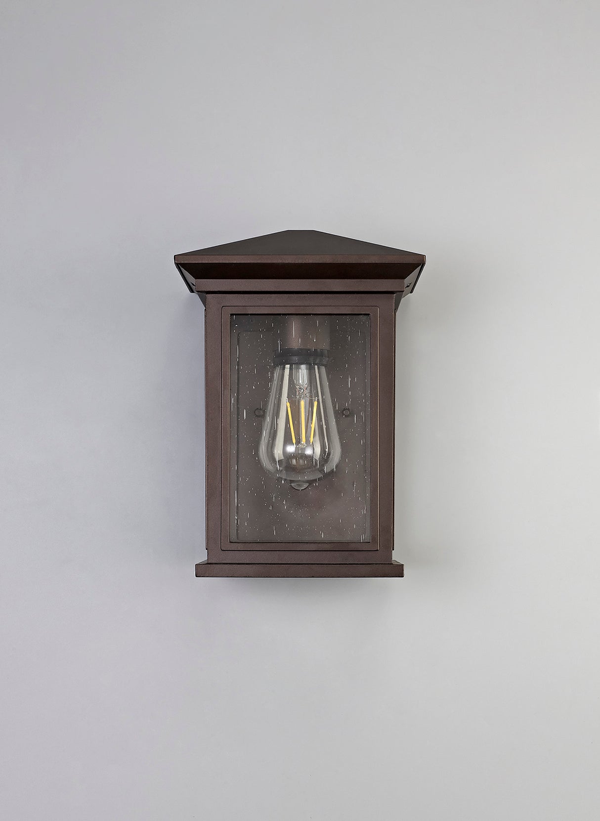 KEI1657 Keid Wall Lamp 1 Light IP54 Indoor/Outdoor Use in a Antique Bronze/Clear Finish