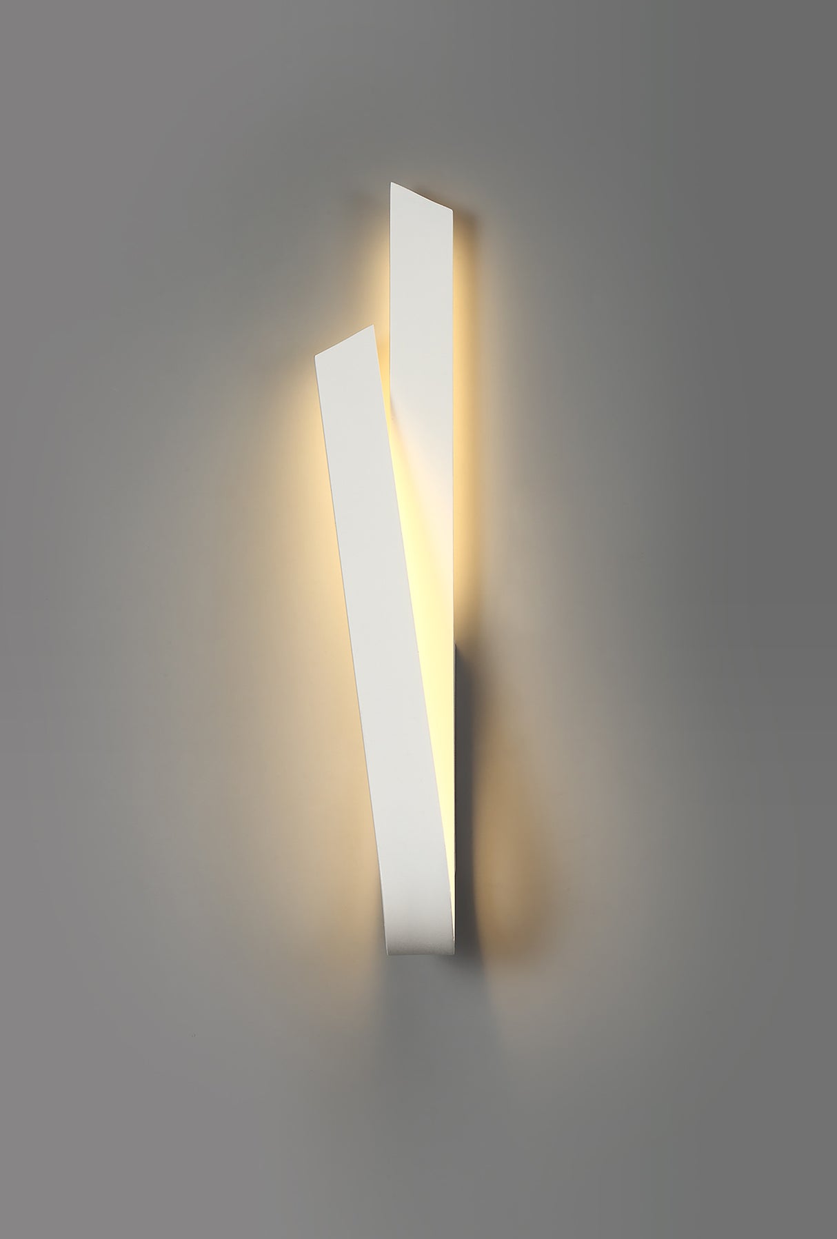 MEB3637 Mebsuta Wall Lamp 12W LED in a Sand White/Frosted White Finish