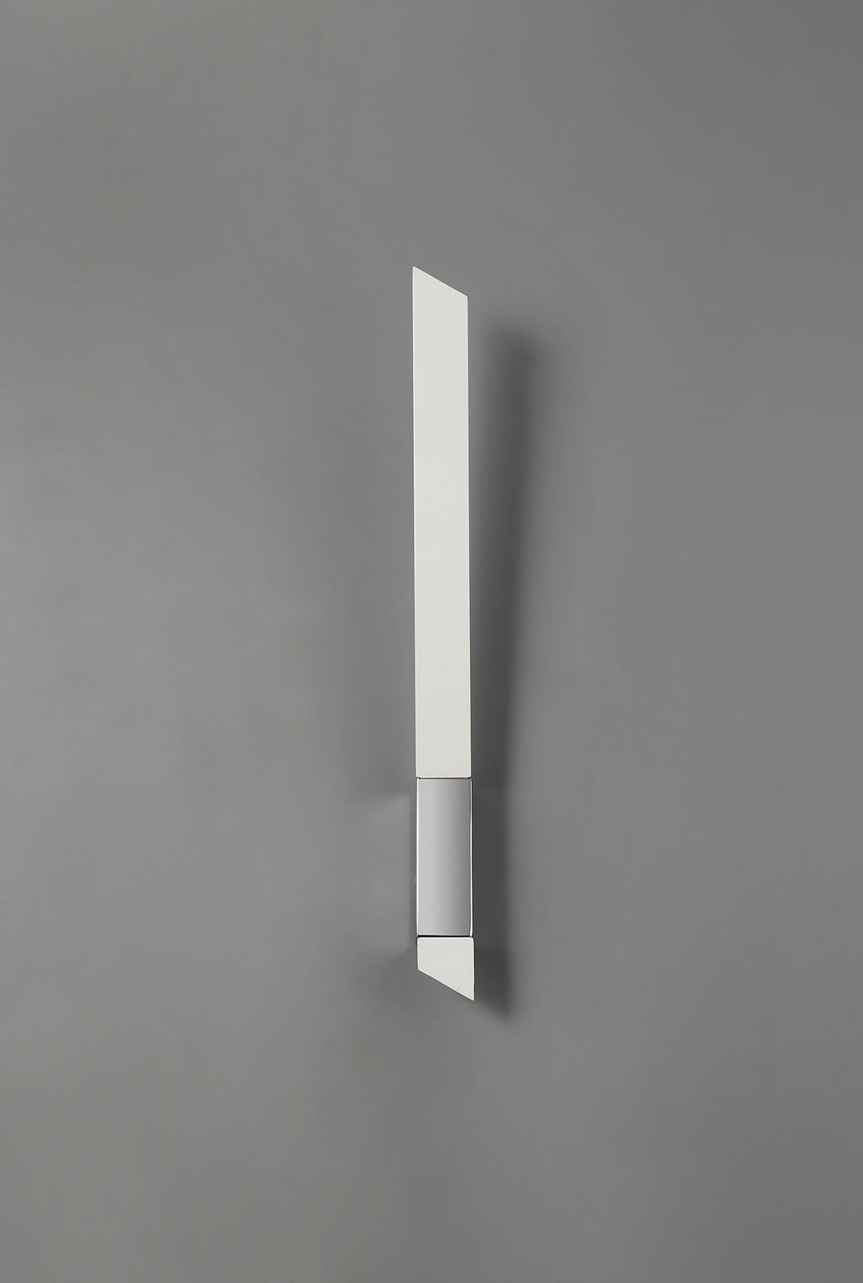 SAL0637 Salm Wall Lamp 8W LED in a Sand White/Chrome/Frosted Finish