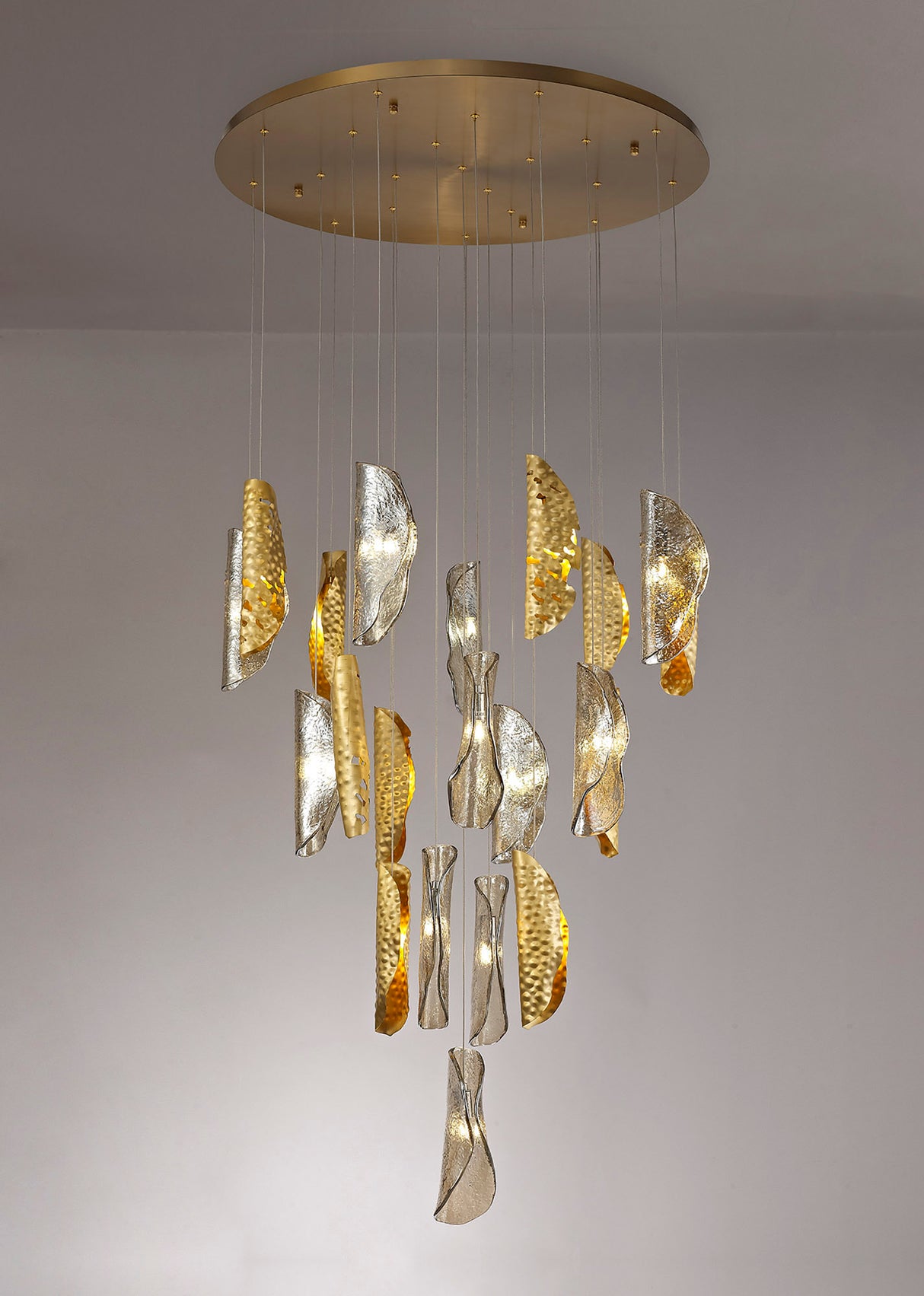 TAN1687 Tangra 5m Pendant 21 Light (24.9kg) in a Brass/Chrome/Cognac Finish